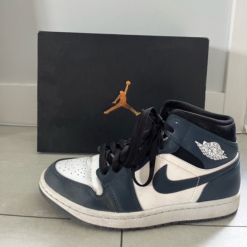AirJordan Mid Sneakers in Navy and White